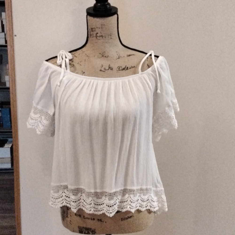 A. BYER Cream Color Cold Shoulder Top